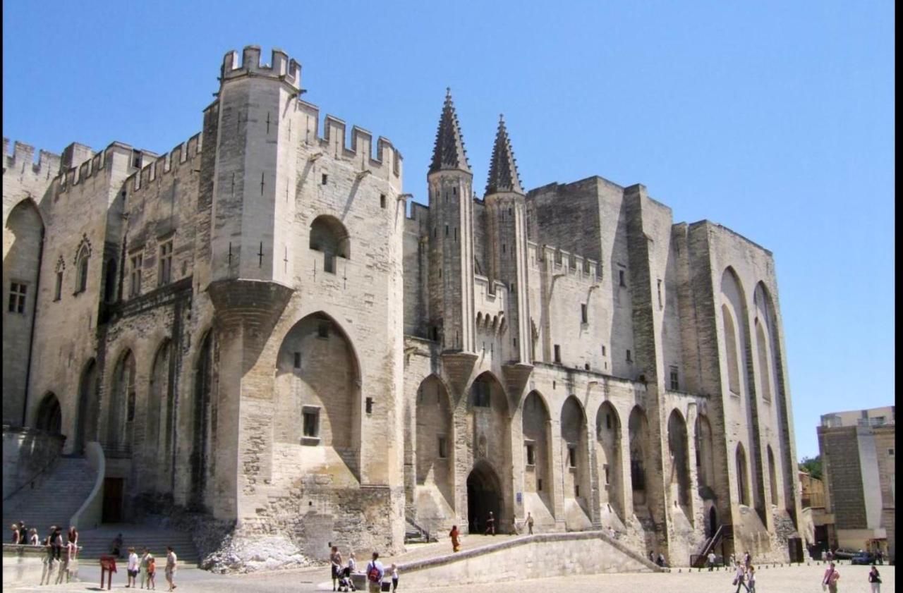 Gite Avignon Bougainvillier المظهر الخارجي الصورة